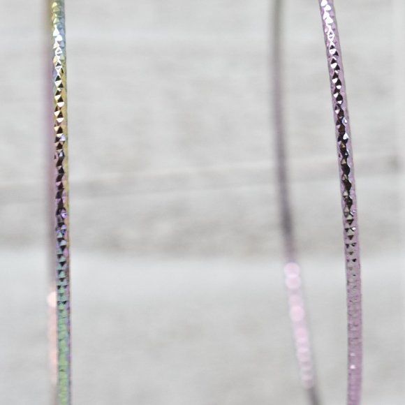 2.75" HOLOGRAM IRIDESCENT TEXTURED ENDLESS HOOP - Picture 2 of 10